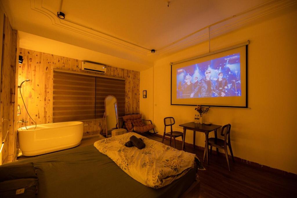 Hóng Homestay - 52 Quan Nhân – Hanoi